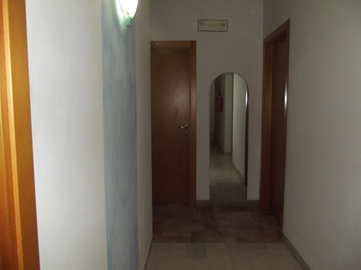Hotel Sabbia D'Oro Пинето Экстерьер фото